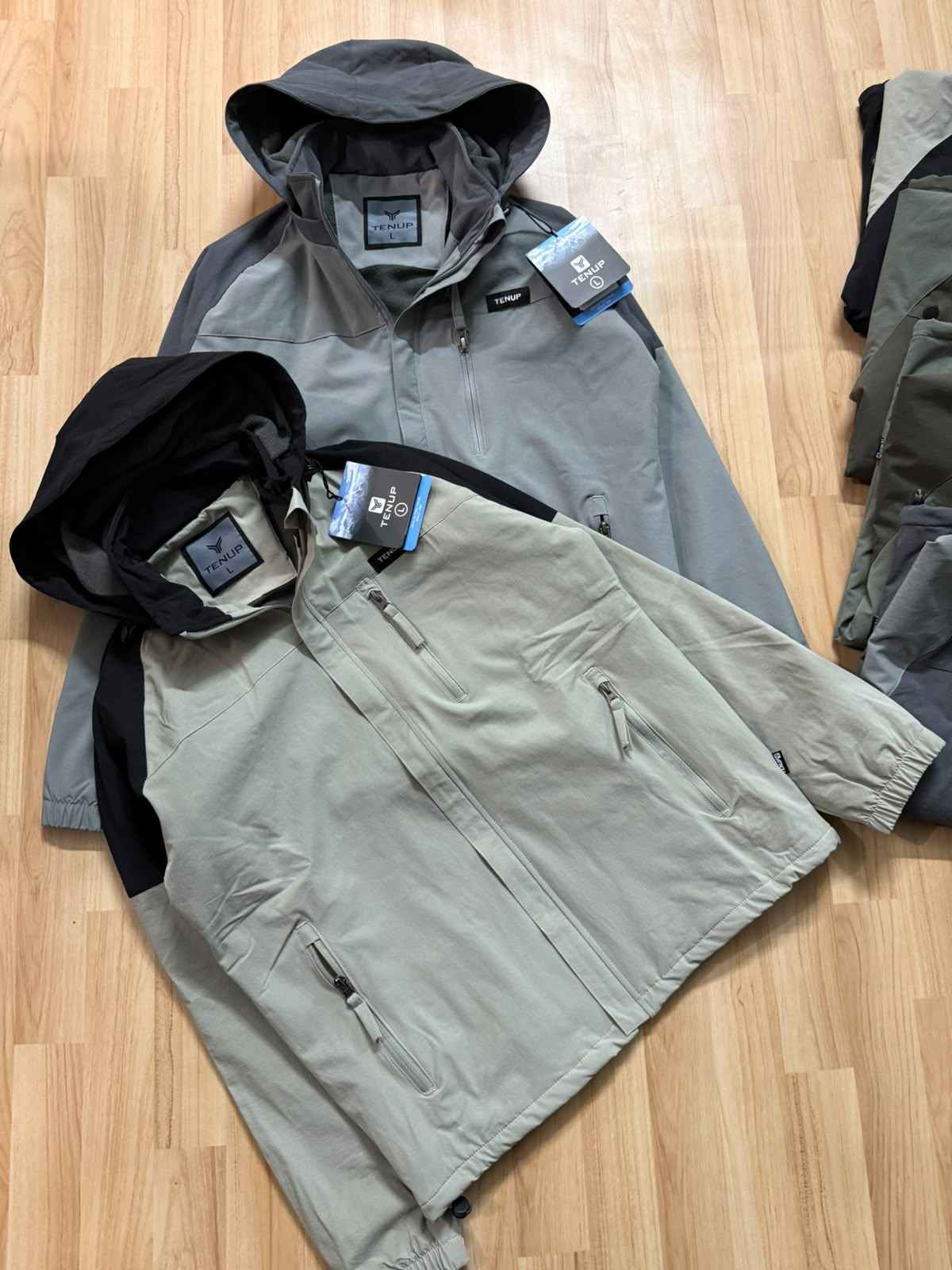 TENUP F1 FLEECE UPPER